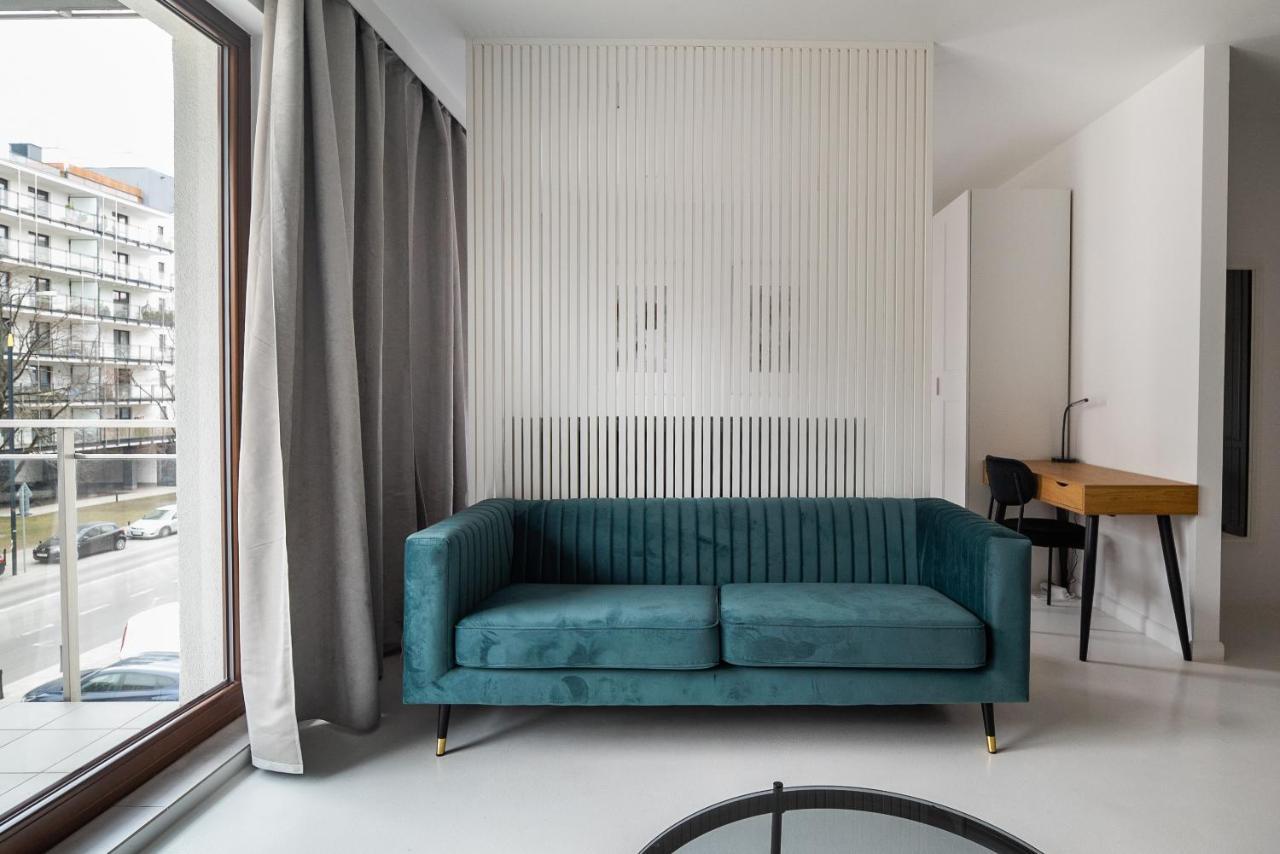 Wola Artistic Designer Apartment ワルシャワ エクステリア 写真
